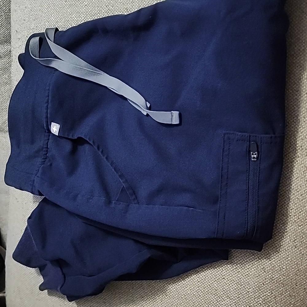 Figs Zamora Joggers In Navy